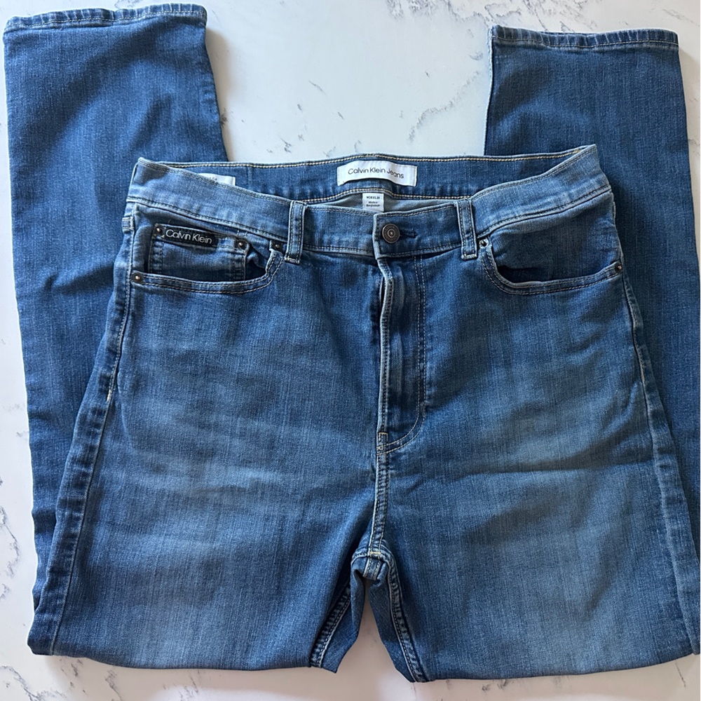 Calvin Klein Women’s Slim Straight Fit Denim Blue Jeans W34XL30